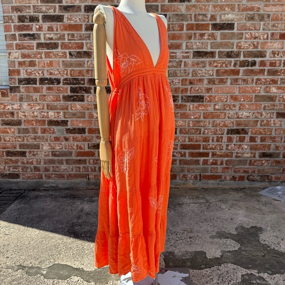 SOLD ELSEWHERE Versona orange sleeveless floral patterned maxidress / XL / EUC - Picture 7 of 12